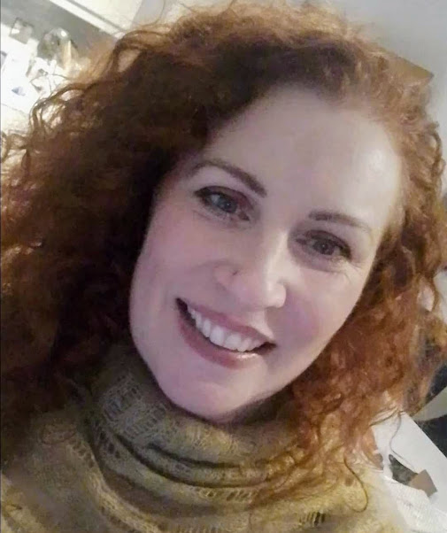 Aine Fox